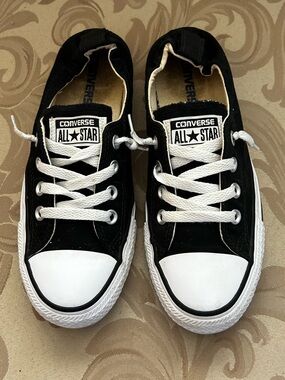 Converse Women’s 7.5 Black White Low Top Sneakers Laces Gathered Shoes